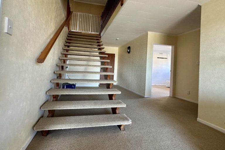 Photo of property in 21 Alleyne Court, Brown Owl, Upper Hutt, 5018