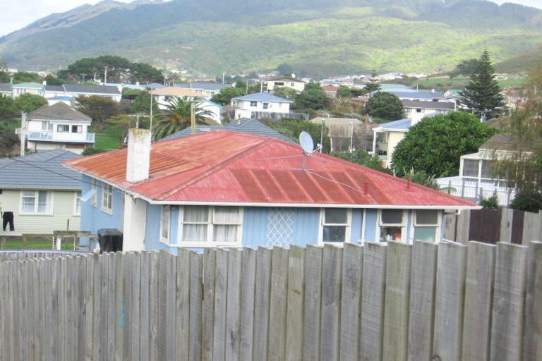 Photo of property in 83 Waiuta Street, Titahi Bay, Porirua, 5022