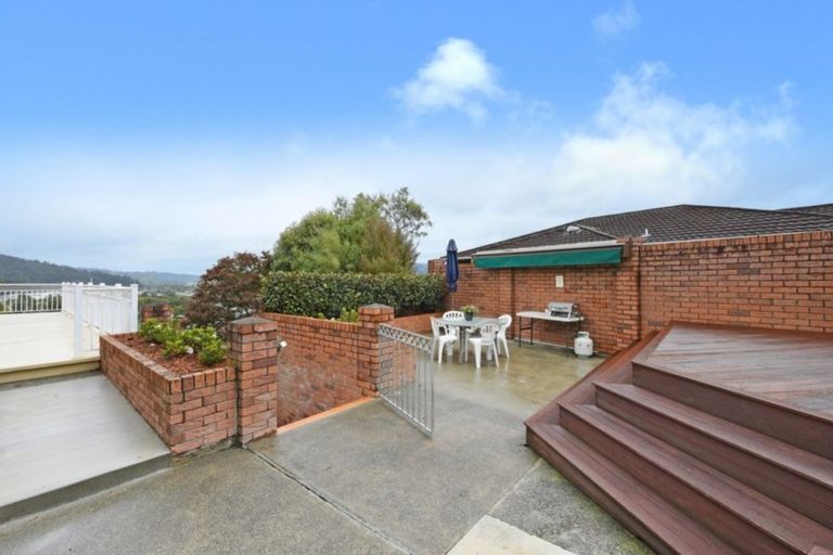 Photo of property in 7 King Charles Drive, Kingsley Heights, Upper Hutt, 5018