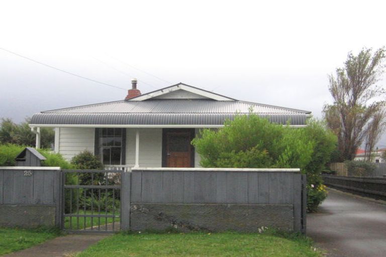 Photo of property in 25 Elizabeth Street, Moera, Lower Hutt, 5010
