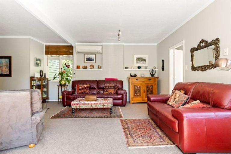 Photo of property in 35 Alpha Avenue, Strowan, Christchurch, 8052