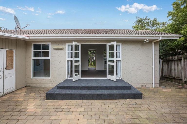 Photo of property in 31 Latitude Close, Whitby, Porirua, 5024