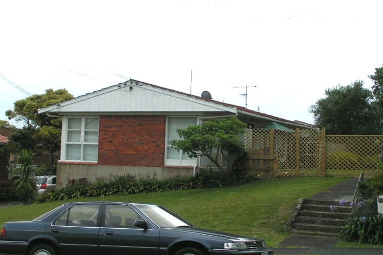 Photo of property in 2/5 Hart Road, Hauraki, Auckland, 0622