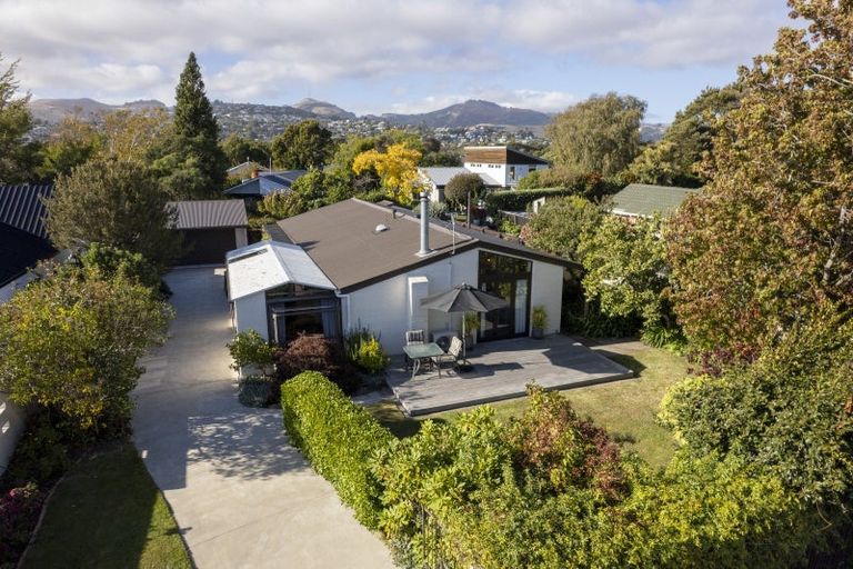 Photo of property in 32 Roberta Drive, Somerfield, Christchurch, 8024