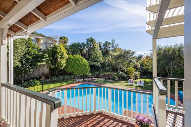 Photo of property in 23 Brougham Street, Nelson South, Nelson, 7010