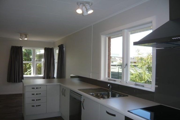 Photo of property in 150 Sandwich Road, St Andrews, Hamilton, 3200