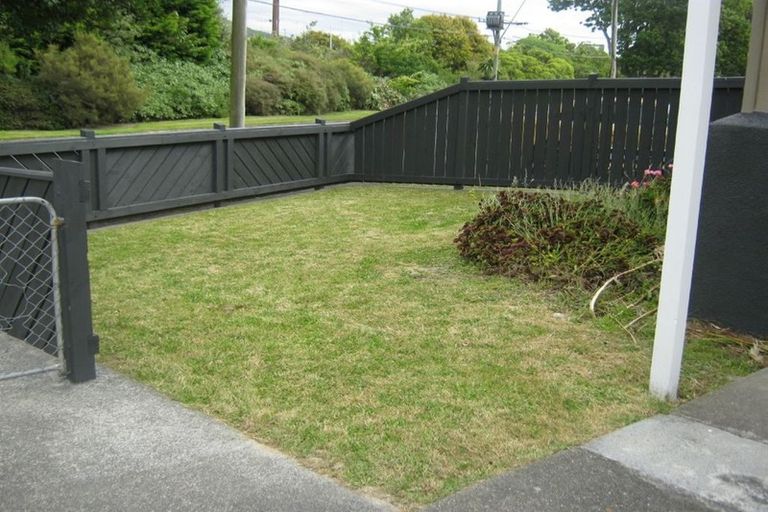 Photo of property in 87 Oxford Terrace, Epuni, Lower Hutt, 5011