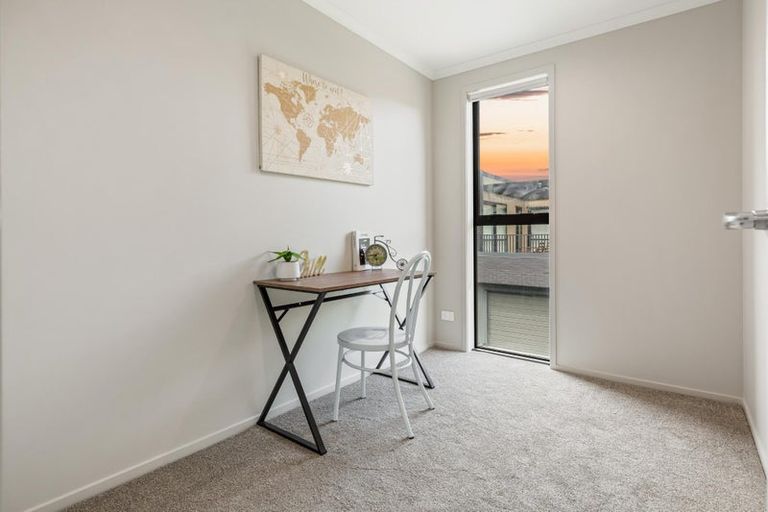 Photo of property in 11 Kerewhenua Crescent, Hobsonville, Auckland, 0616