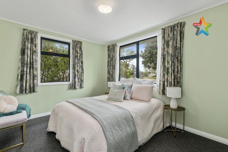 Photo of property in 62 Godley Street, Waiwhetu, Lower Hutt, 5010