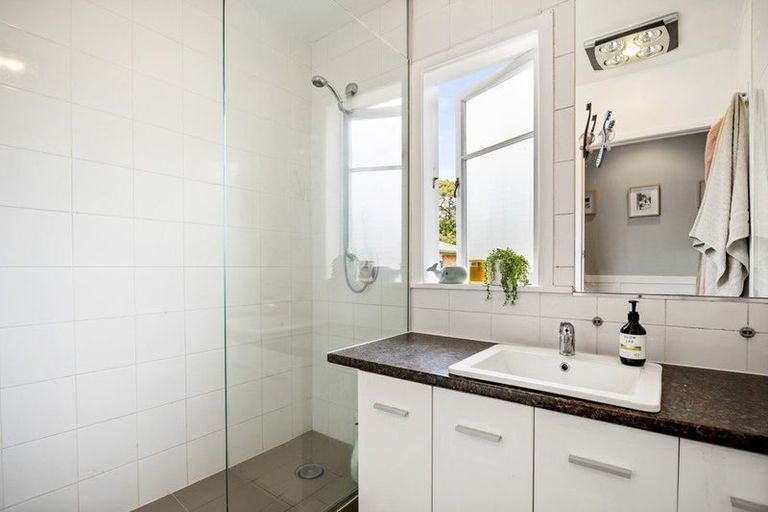 Photo of property in 1/30 Jellicoe Road, Manurewa, Auckland, 2102