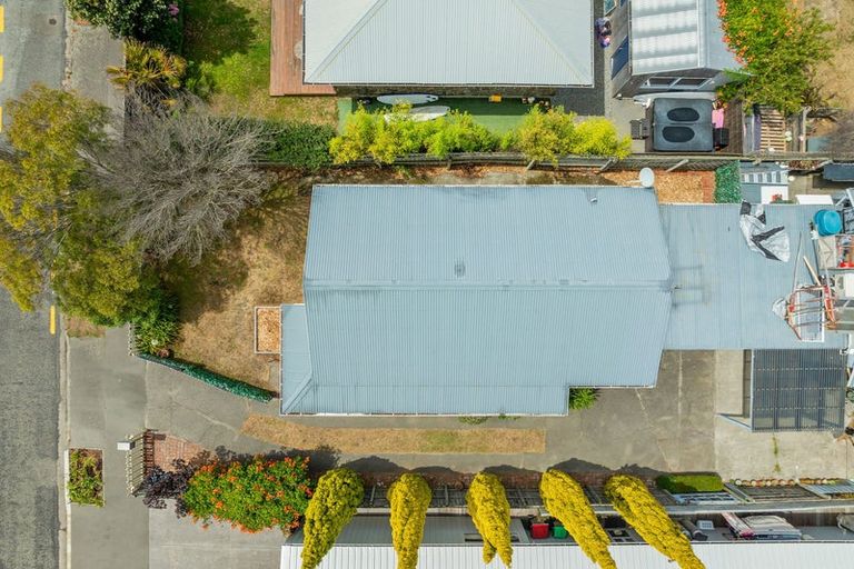 Photo of property in 1/8 Duncan Street, Sumner, Christchurch, 8081