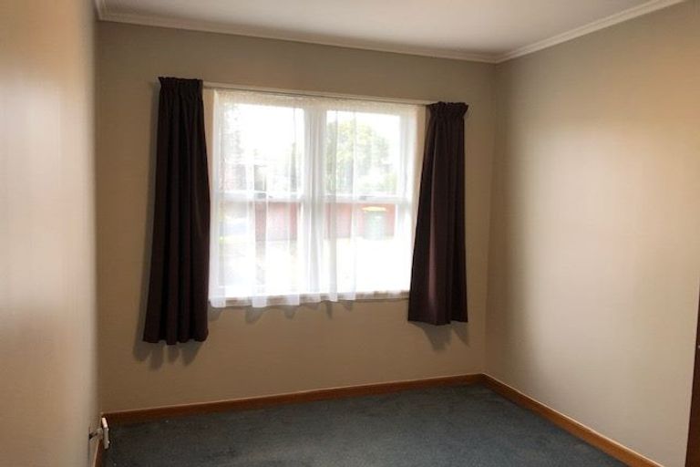 Photo of property in 15 Dakota Avenue, Beach Haven, Auckland, 0626