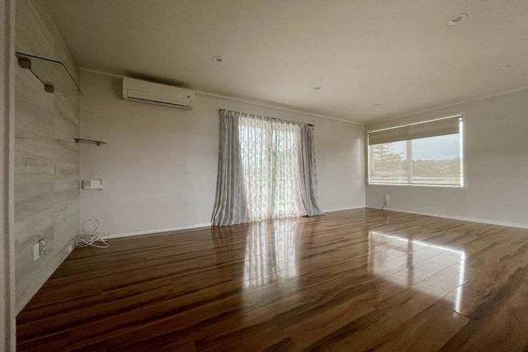 Photo of property in 1/97a Nile Road, Milford, Auckland, 0620