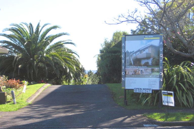 Photo of property in 76 Eugenia Rise, Totara Heights, Auckland, 2105