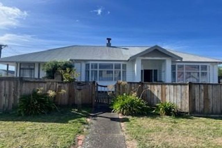 Photo of property in 37 Kemp Street, Kilbirnie, Wellington, 6022