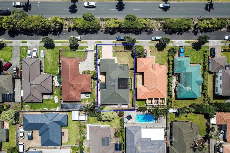 Photo of property in 12 Sheddings Lane, East Tamaki, Auckland, 2016