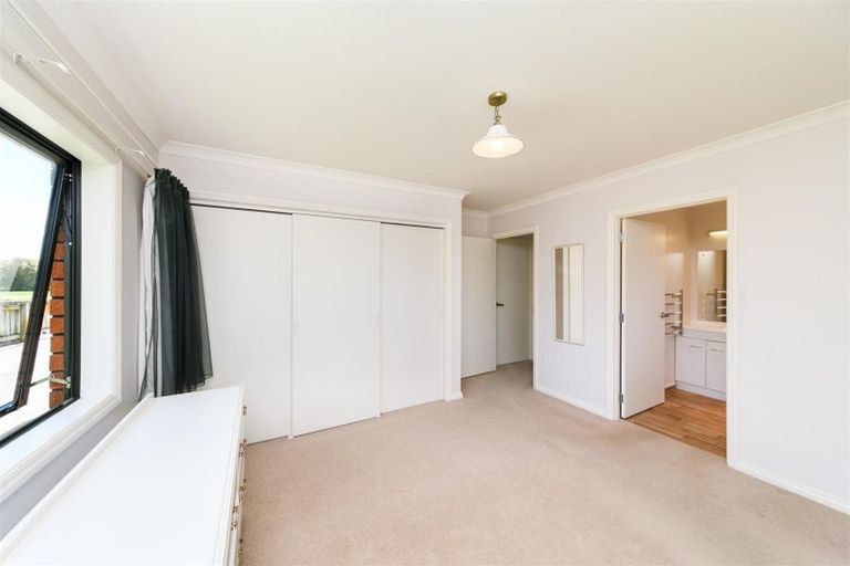 Photo of property in 12 Barnett Drive, Marton, 4710