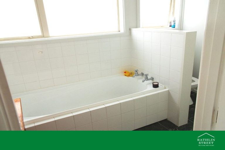 Photo of property in 18 Rathlin Street, Redwood, Christchurch, 8051