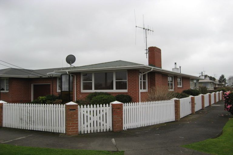 Photo of property in 611 Queen Street East, Levin, 5510