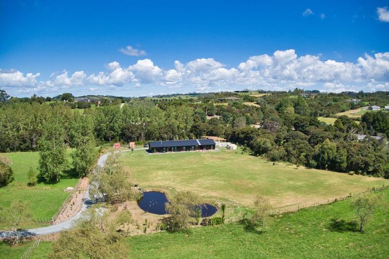Photo of property in 33a Waiotahi Drive, Mangawhai, 0573