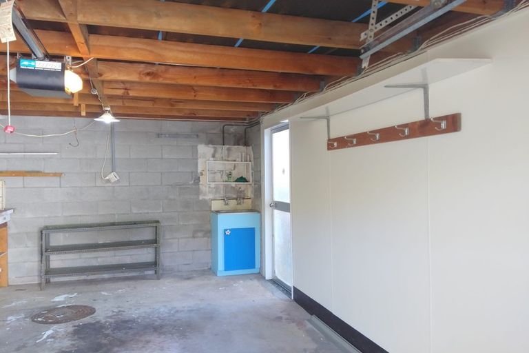 Photo of property in 10b Ropiha Street, Fitzroy, New Plymouth, 4312