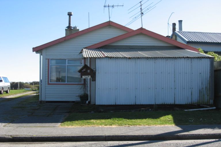 Photo of property in 9 Beach Street, Hokitika, 7810