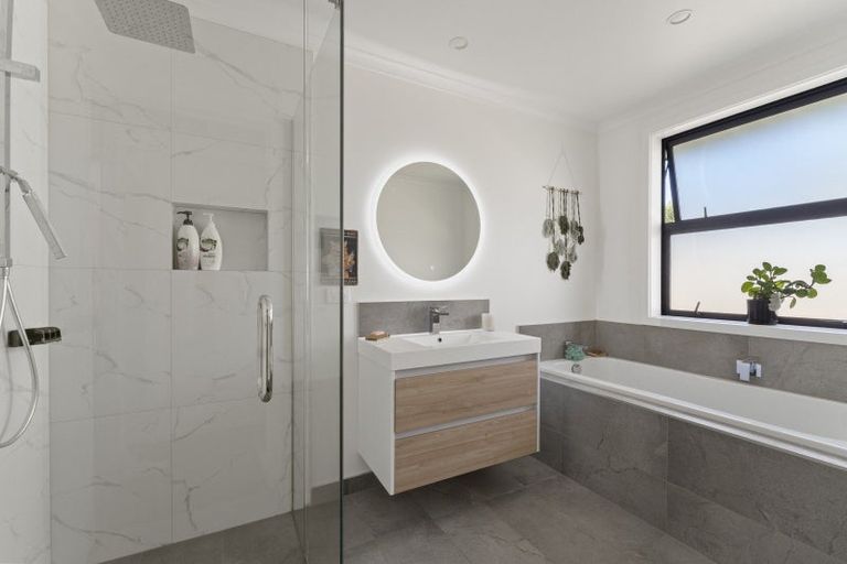 Photo of property in 5 Te Puke Te Ao Way, Otaki, 5512