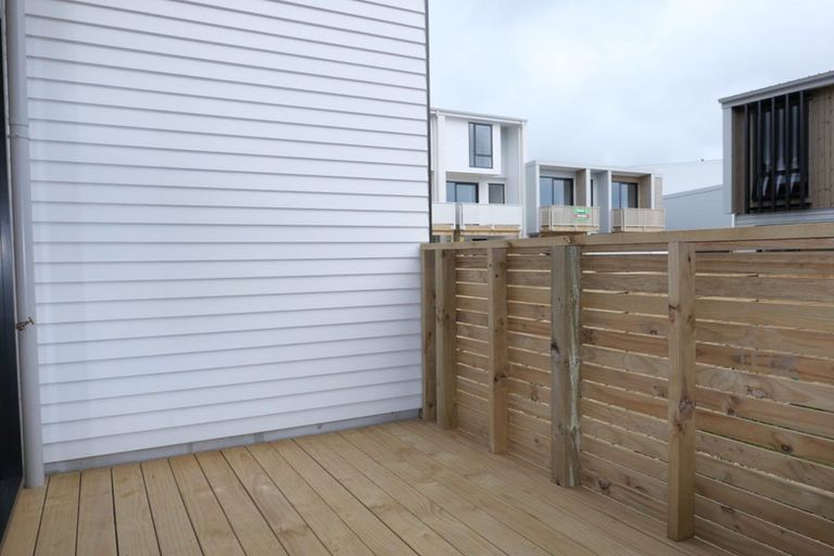 Photo of property in 10 Kamahi Place, Paraparaumu, 5032