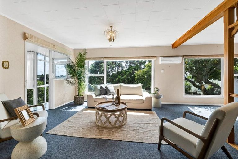 Photo of property in 102a Frankley Road, Frankleigh Park, New Plymouth, 4310