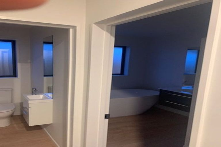 Photo of property in 8/28 Westgate Drive, Westgate, Auckland, 0614