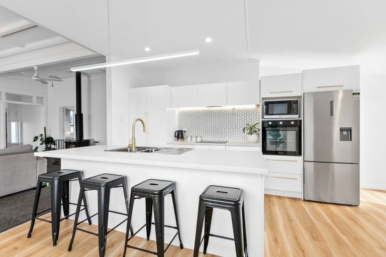 Photo of property in 214 Porangahau Road, Waipukurau, 4200