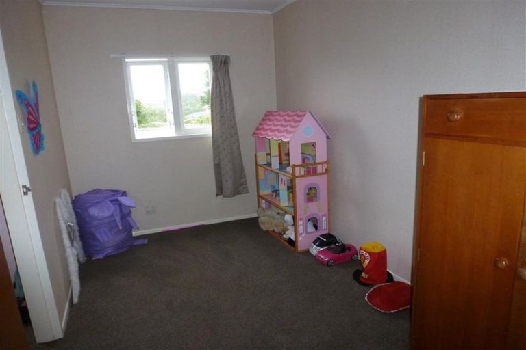 Photo of property in 95 Ironside Road, Johnsonville, Wellington, 6037