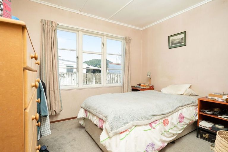 Photo of property in 63 Valley Road, Hikurangi, 0114