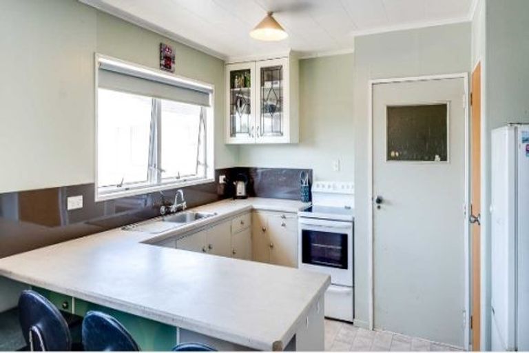 Photo of property in 9 Roskilda Crescent, Taradale, Napier, 4112