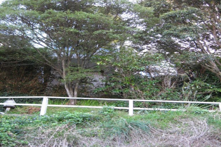 Photo of property in 80 Kelburn Parade, Kelburn, Wellington, 6012