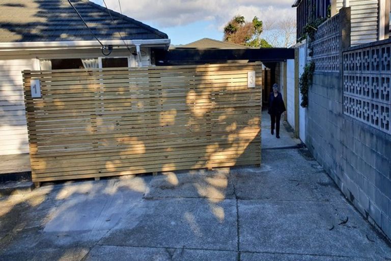 Photo of property in 21 Olivia Crescent, Tawa, Wellington, 5028