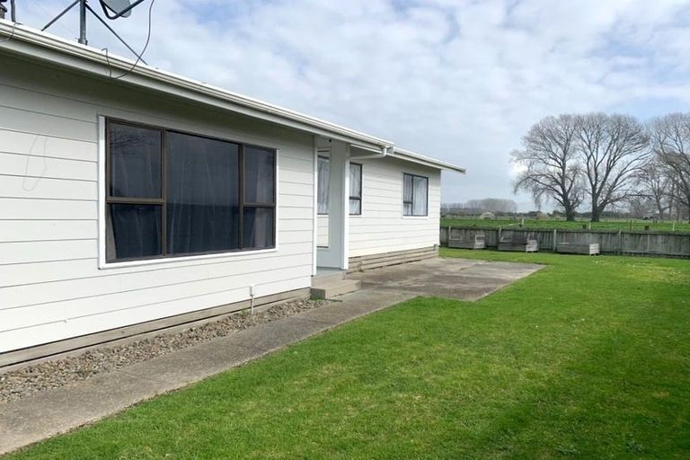Photo of property in 26 Tawhara Place, Edgecumbe, 3120