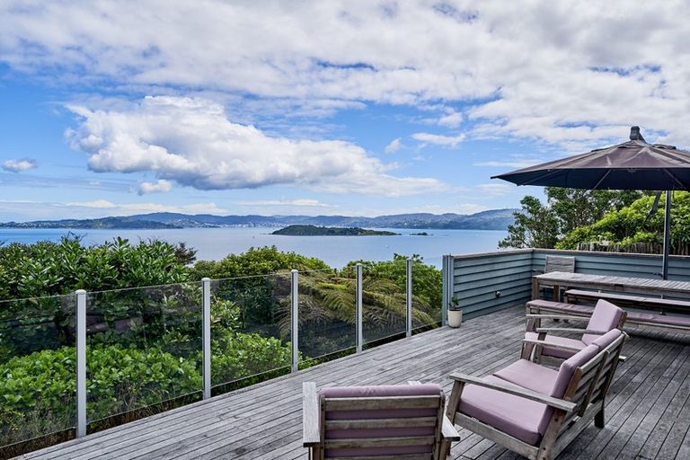 Photo of property in 45 Howard Road, Point Howard, Lower Hutt, 5013