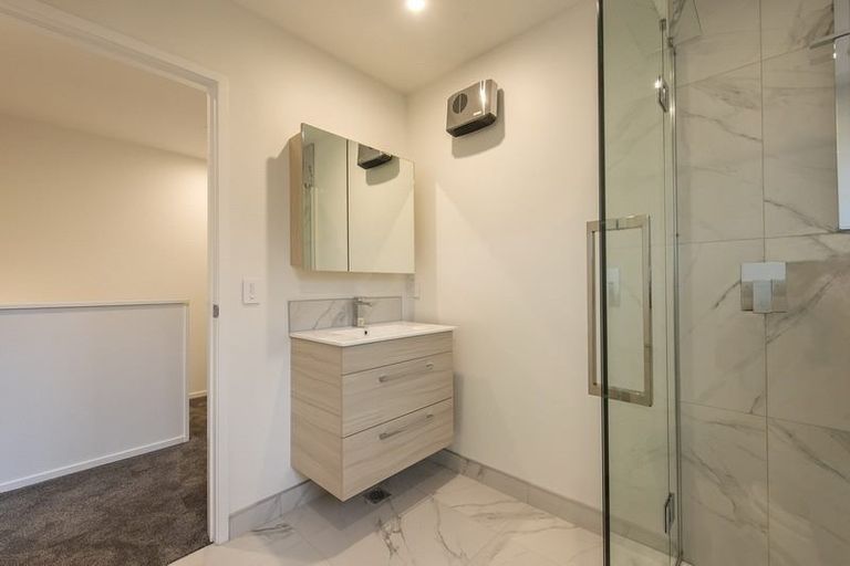 Photo of property in 2/16 Biddle Crescent, Taita, Lower Hutt, 5011