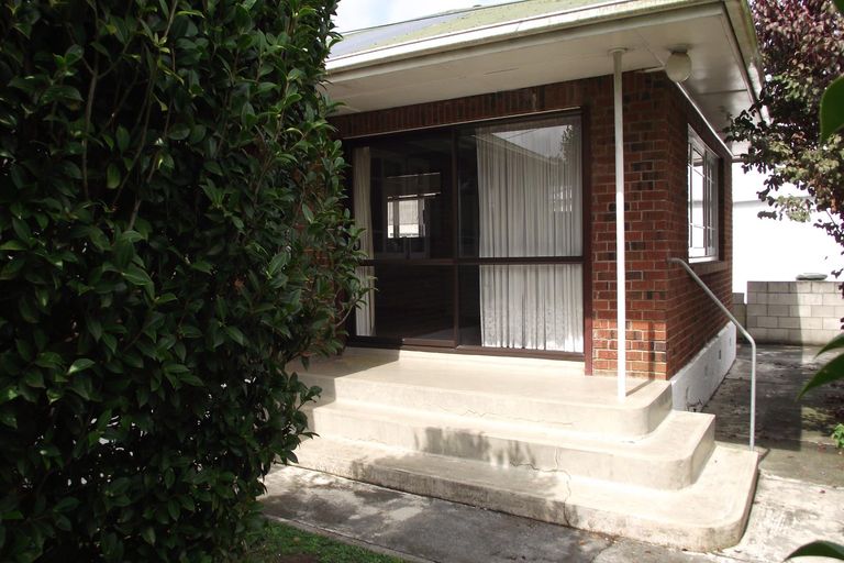 Photo of property in 130 Studholme Street, Morrinsville, 3300