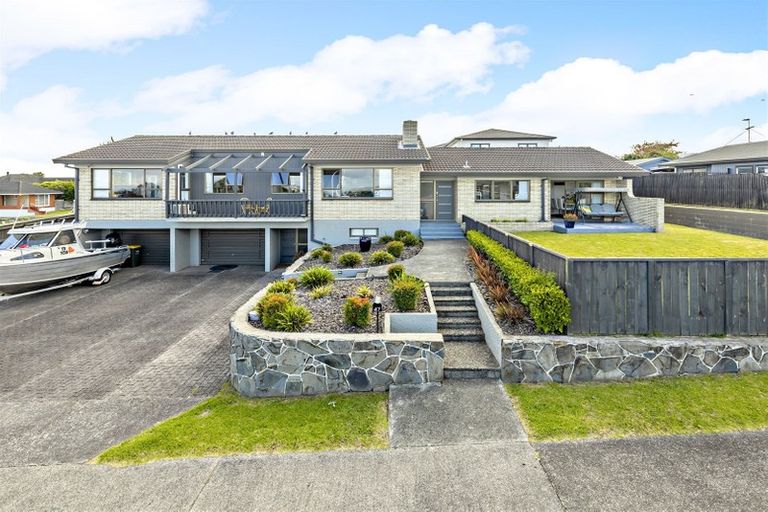 Photo of property in 47 Evans Road, Weymouth, Auckland, 2103