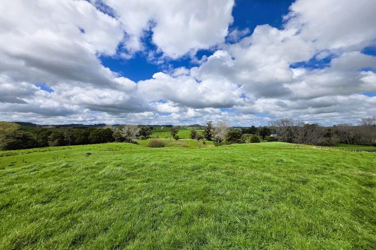 Photo of property in 42 Ford Road, Paparoa, Maungaturoto, 0583