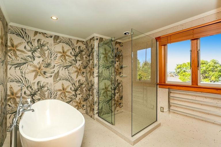 Photo of property in 45 Wallace Place, Westown, New Plymouth, 4310