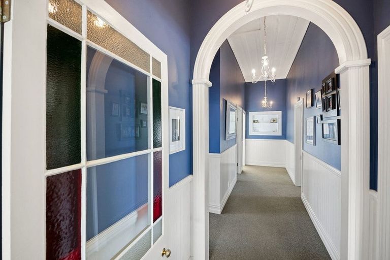 Photo of property in 31 Clare Street, Cambridge, 3434