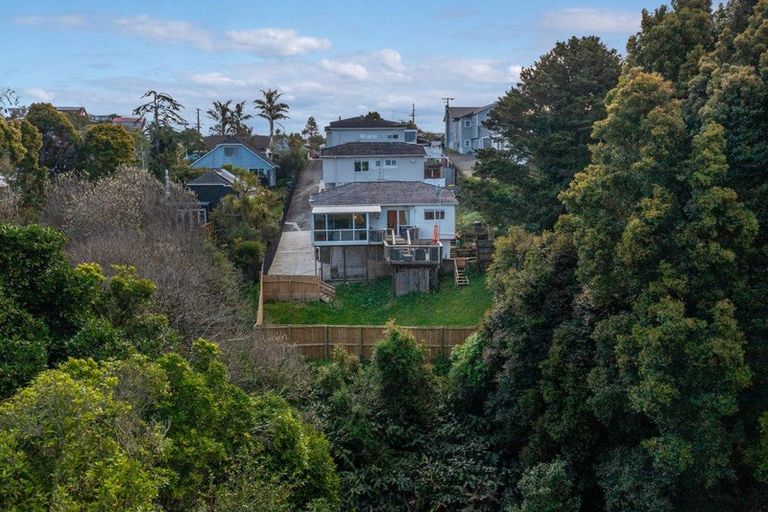 Photo of property in 3/23 Mahara Avenue, Birkenhead, Auckland, 0626