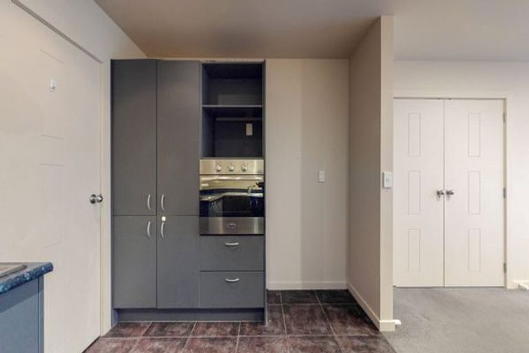 Photo of property in 263 Middleton Road, Glenside, Wellington, 6037