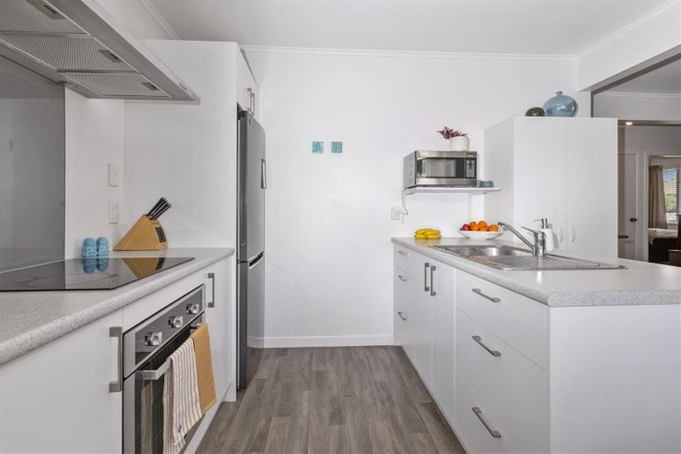 Photo of property in 6 Kaka Street, Western Heights, Rotorua, 3015