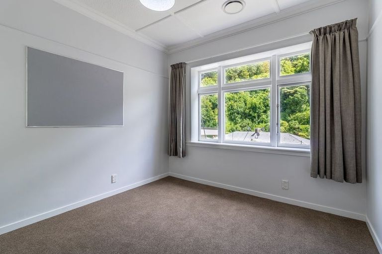 Photo of property in 32 Adams Terrace, Aro Valley, Wellington, 6021
