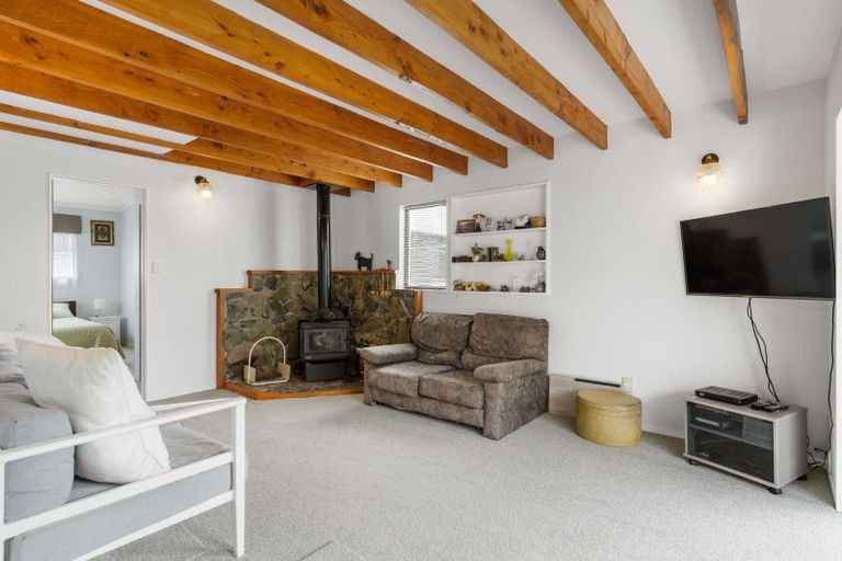 Photo of property in 106 Everitt Crescent, Whangamata, 3620