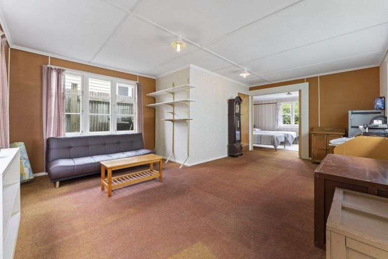 Photo of property in 47 Punga Street, Tangimoana, 4822